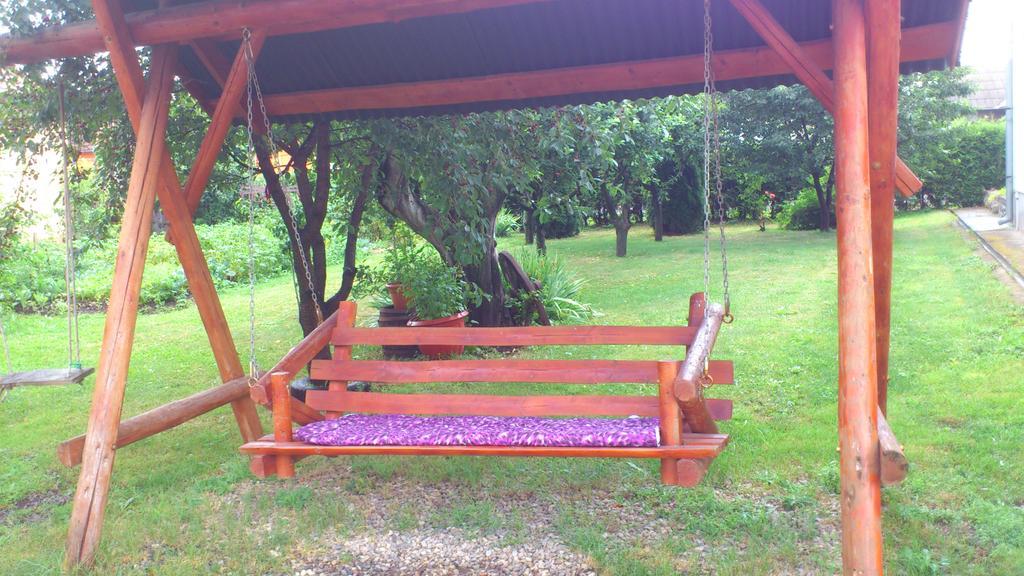 Lăzarea Becze Vanda Kulcsoshaz מראה חיצוני תמונה
